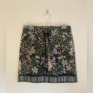 Ann Taylor Loft Size 4P Green & Black Floral Print 100% Cotton Mini Skirt